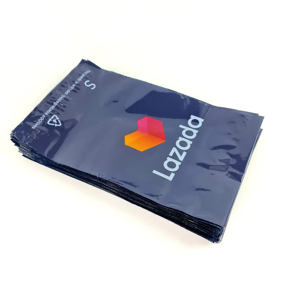 Lazada Pouch w/ Heart